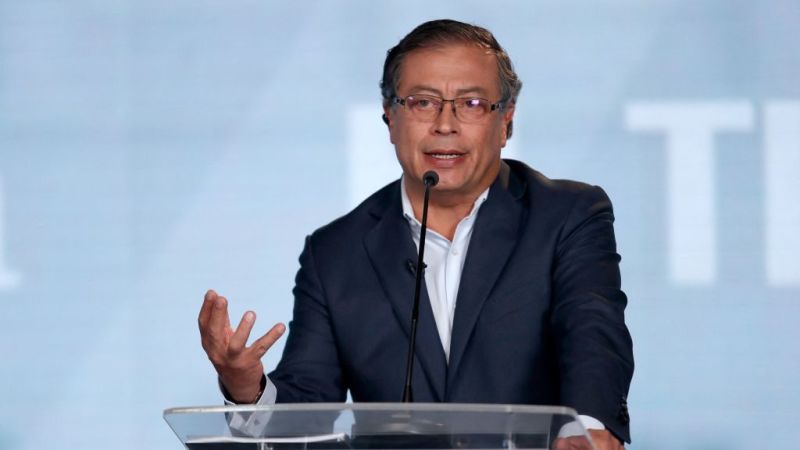 Así es la vida de gustavo petro en datos: edad, estudios, familia… | cnn