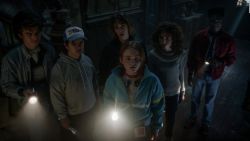 CNNE 1211764 - mira un adelanto de lo nuevo de "stranger things"