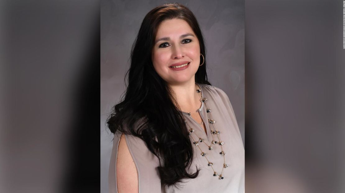 Irma Garcia en una imagen de su perfil en el sitio web del Distrito Escolar Independiente Consolidado de Uvalde.