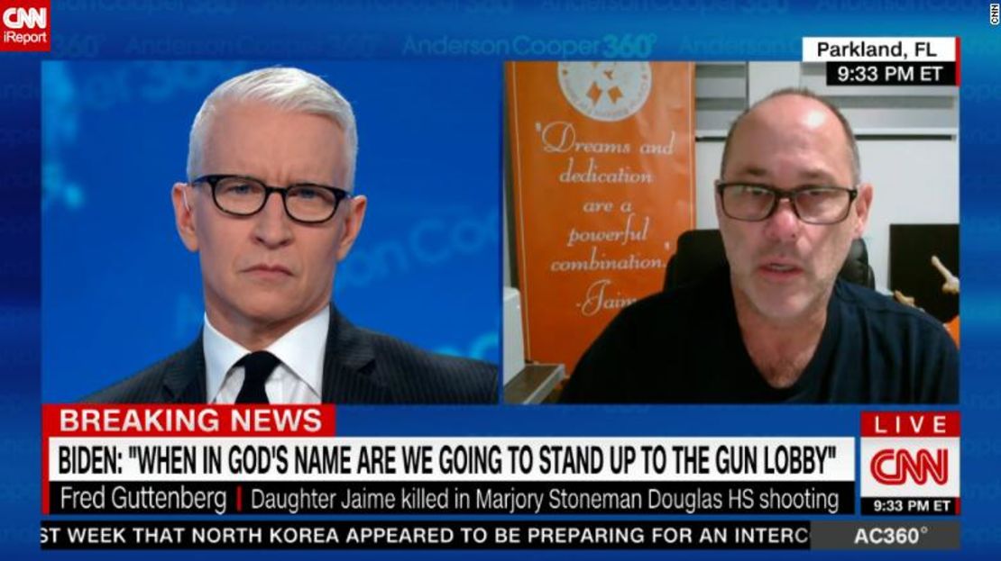 Fred Guttenberg, cuya hija Jaime murió en el tiroteo del instituto Marjory Stoneman Douglas en 2018, habla con Anderson Cooper.