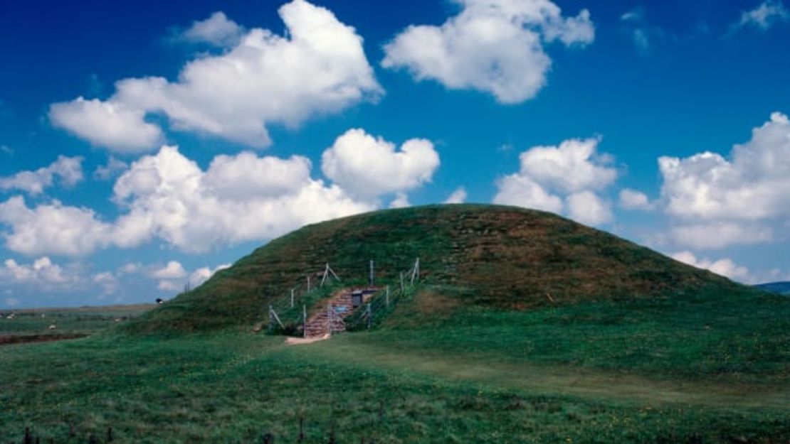 Rachael y Anthony se reunieron inesperadamente en el mojón neolítico de Maeshowe, también en las Orkney. DeAgostini/Getty Images