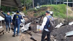 CNNE 1217219 - un muerto y 14 desaparecidos tras explosion en una mina