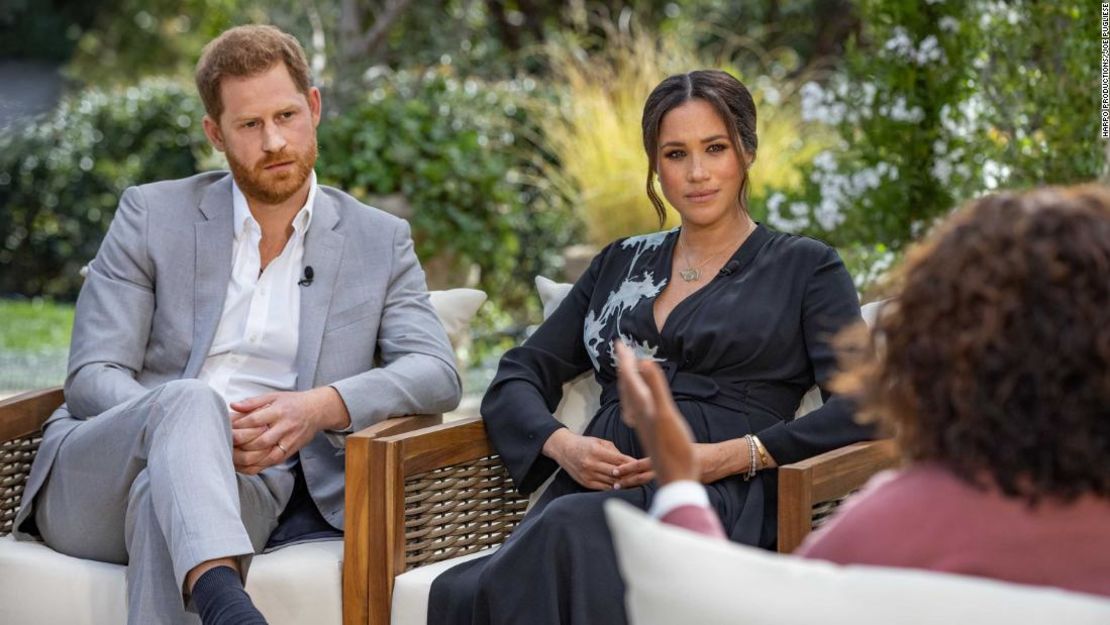 El príncipe Harry y Meghan durante una entrevista con Oprah Winfrey en marzo de 2021.