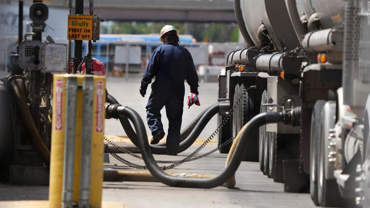 CNNE 1220263 - ¿se beneficia venezuela con el alza de los precios del petroleo?