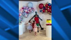 CNNE 1220909 - hijos de cristiano ronaldo celebran como su padre