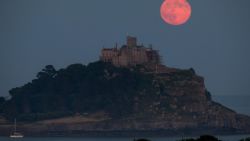 CNNE 1222901 - la llamada superluna de fresa llega esta semana