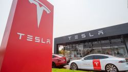 CNNE 1223093 - ¿funcionara el truco de tesla para sus acciones?