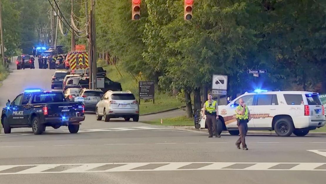 El tiroteo ocurrió en el suburbio de Vestavia Hills, a unos 9 kilómetros de Birmingham.