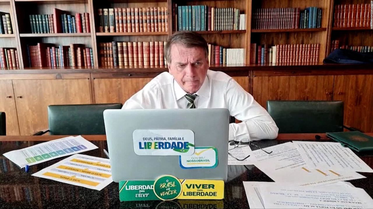 CNNE 1225611 - 5 cosas- bolsonaro lamenta la muerte de phillips y pereira