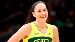 CNNE 1225917 - leyenda de la wnba anuncia su retiro