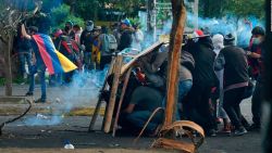 CNNE 1228390 - las impactantes imagenes del dia 10 de protestas en ecuador