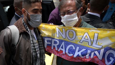Gustavo Petro, entonces precandidato presidencial por el partido Colombia Humana, Gustavo Petro tras un debate sobre medio ambiente en Bogotá el 23 de febrero de 2022.
