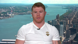 CNNE 1230878 - asi se entero "canelo" alvarez sobre la tragedia de texas