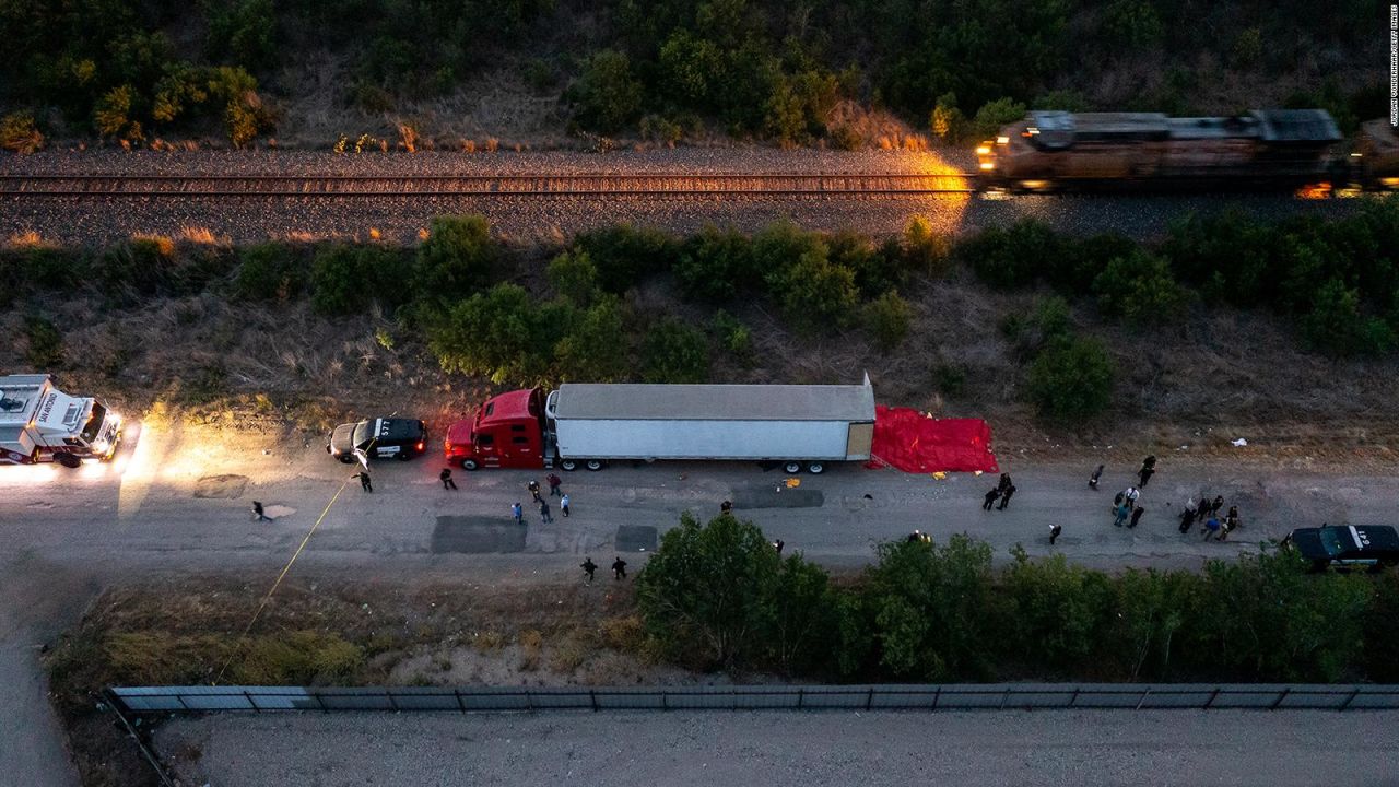 CNNE 1231010 - migrantes en san antonio, ilusion convertida en muerte