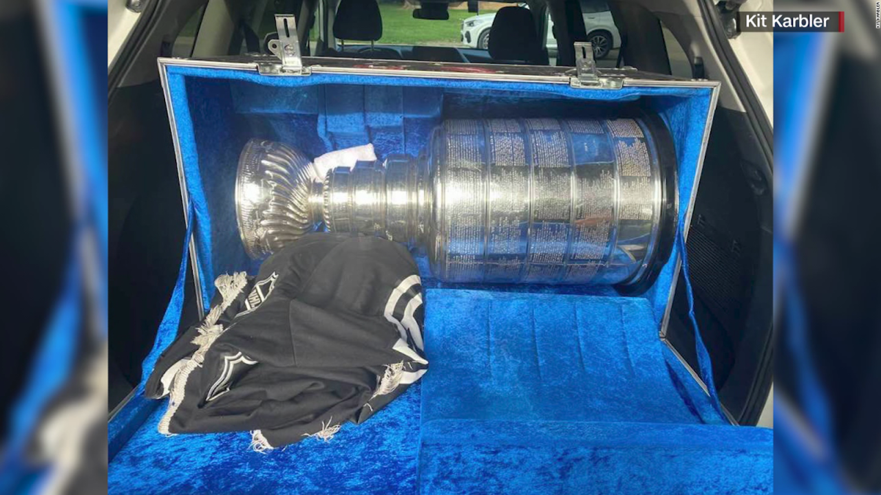 CNNE 1232595 - una pareja recibe por error la copa stanley en su casa