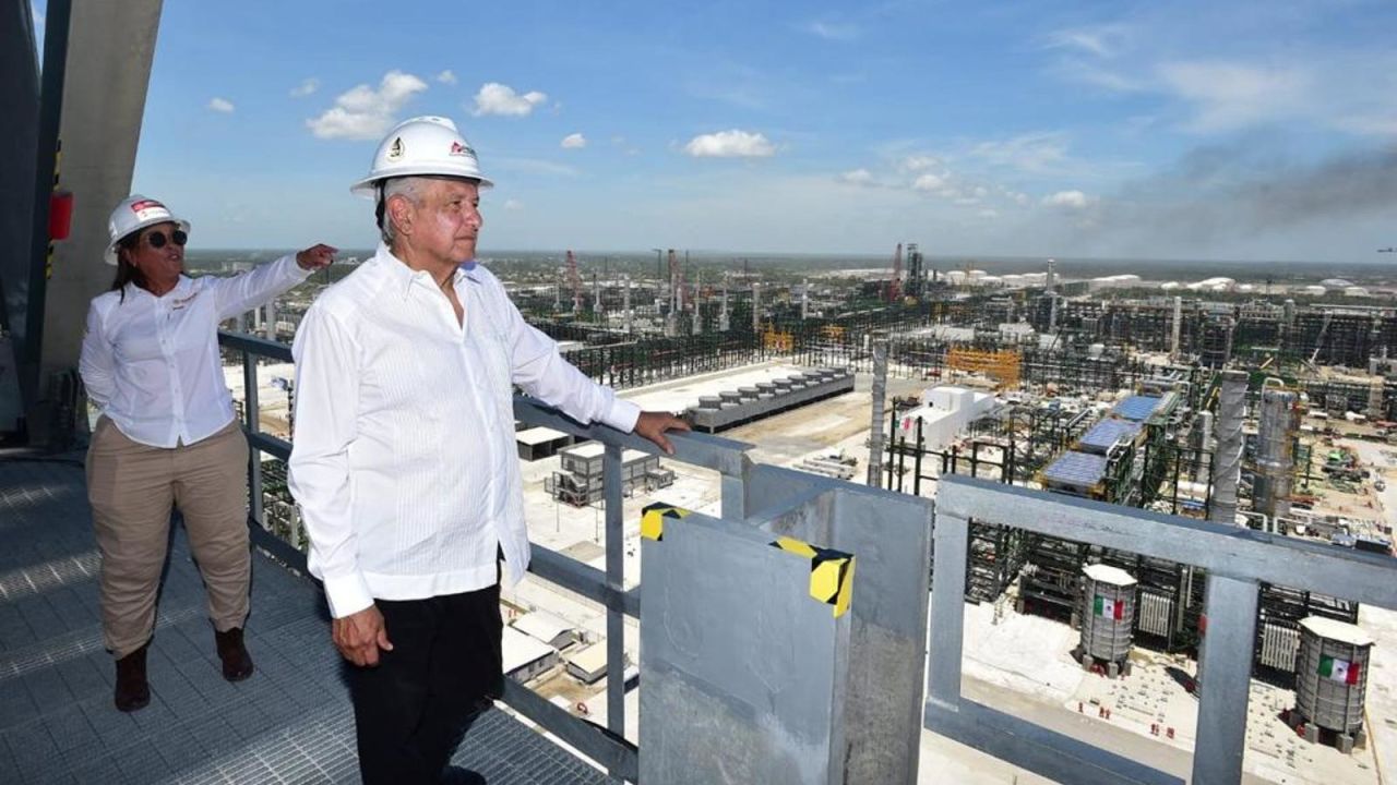 CNNE 1232738 - amlo inaugura refineria que no esta lista para operar