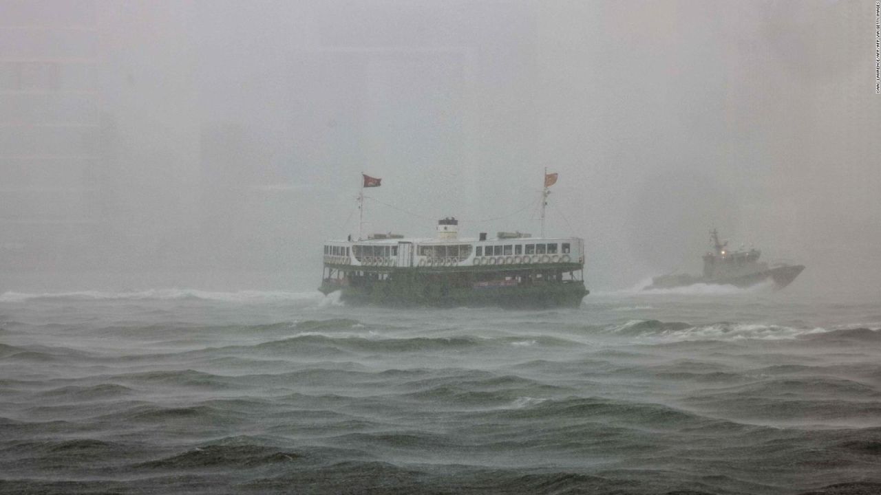 CNNE 1233600 - poderosos tornados causan destruccion en china