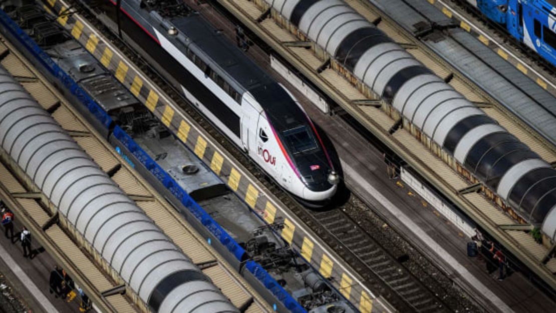 Los trenes TGV de Francia llevan décadas prestando servicios de alta velocidad.