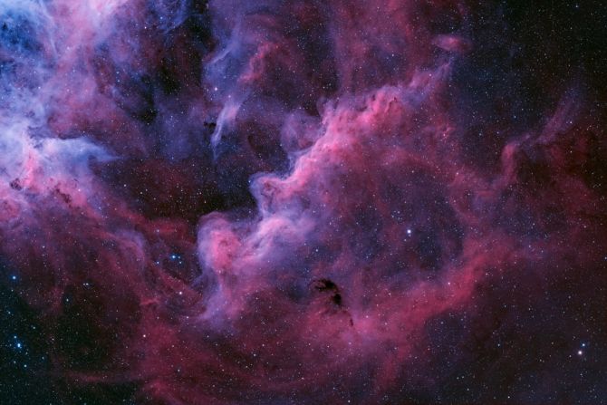 Una vista magnífica de una característica celeste distintiva conocida como nebulosa puede verse desde General Pacheco, Argentina, fotografiada por Ignacio Díaz Bobillo.