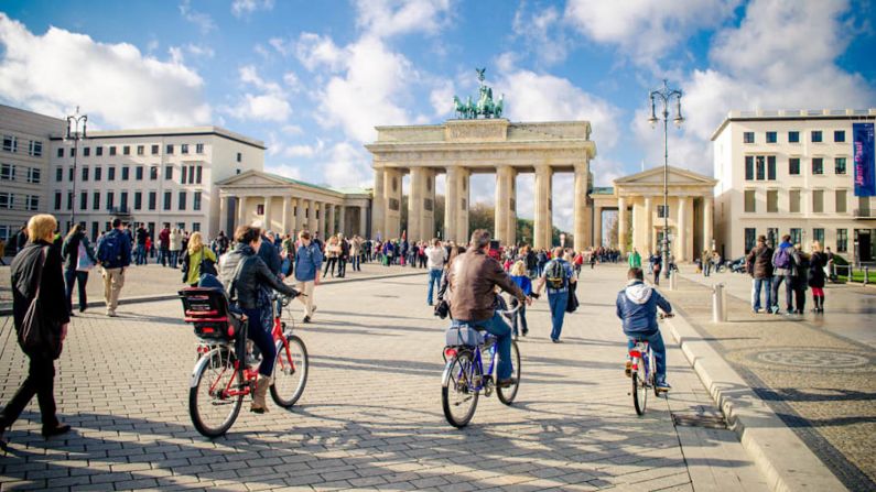 8. Berlín, Alemania — Es posible disfrutar de Berlín con un presupuesto ajustado, sugiere Time Out, especialmente ahora que hay un pase de viaje de verano alemán de US$ 9.50 al mes.