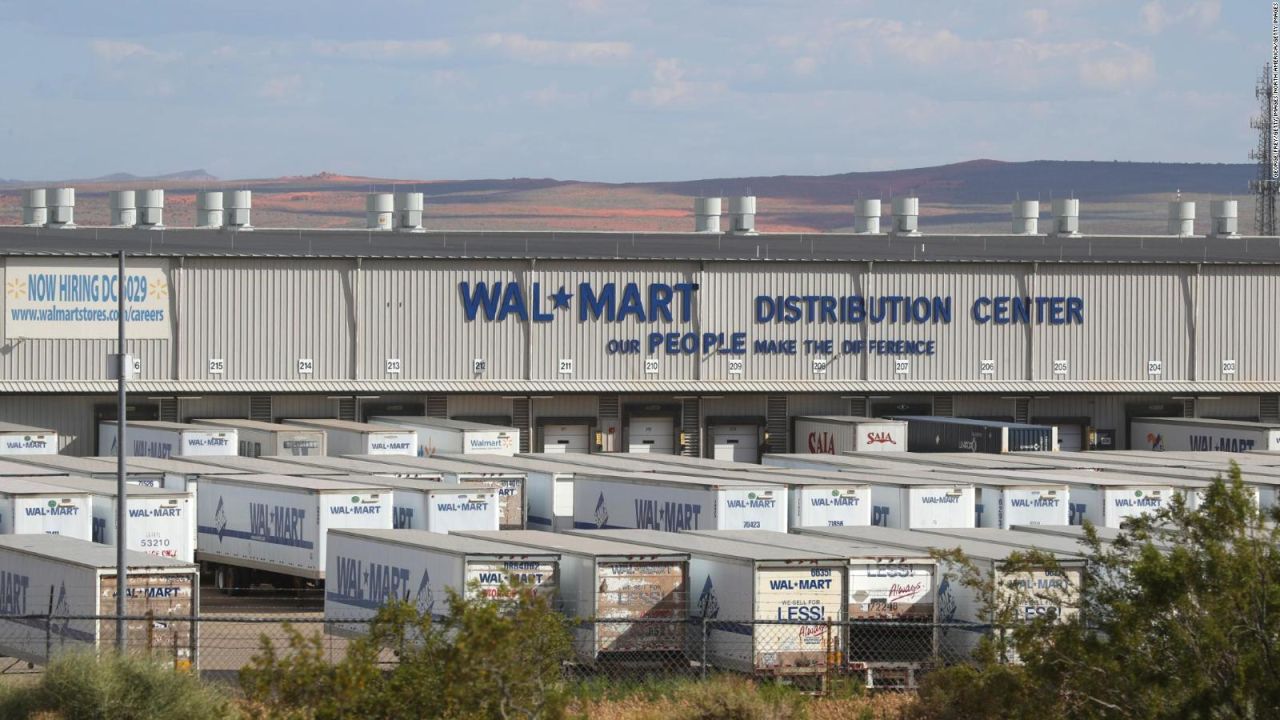 CNNE 1237417 - walmart inicia la electrificacion de sus flotas con canoo