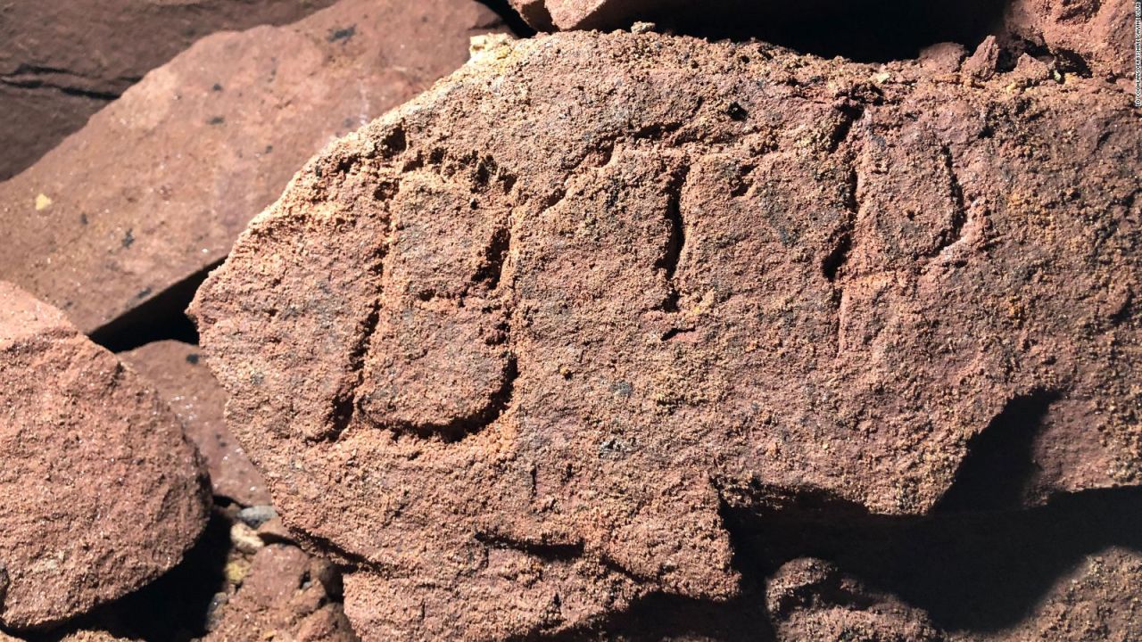 CNNE 1237641 - descubren mina de 200 anos de antiguedad en inglaterra