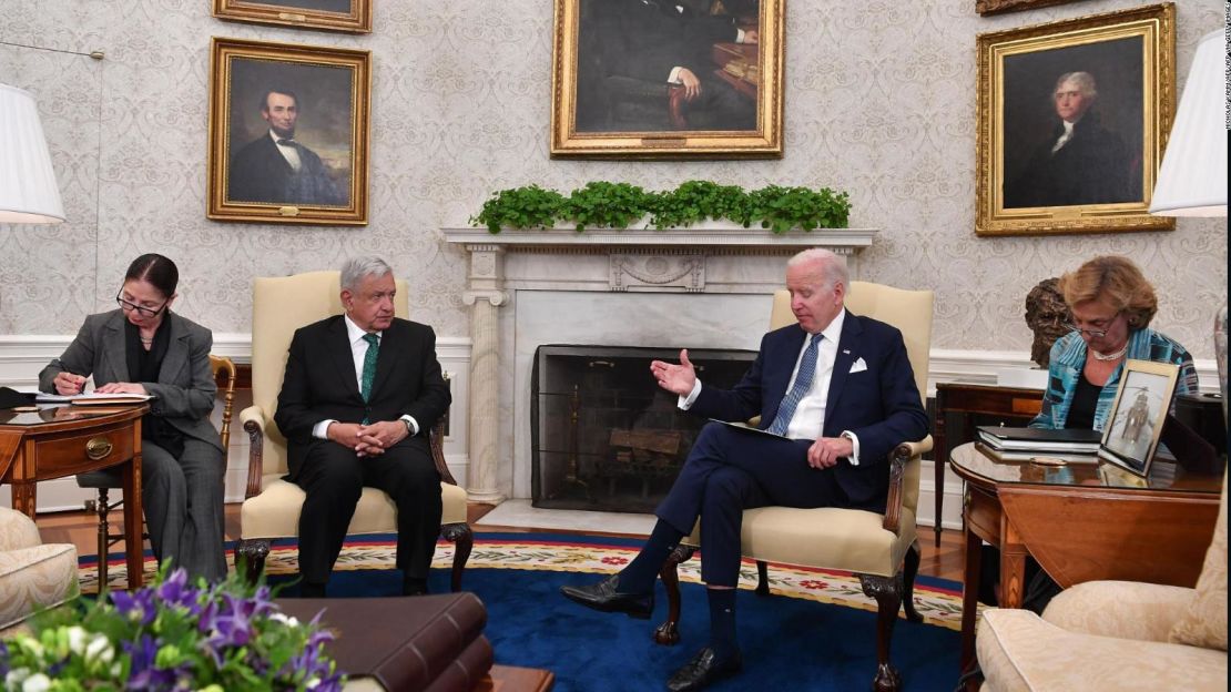 Andrés Manuel López Obrador en el Salón Oval de la Casa Blanca junto a Joe Biden, en una fotografía de archivo.