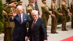 CNNE 1238996 - biden dialoga con el presidente de la autoridad palestina