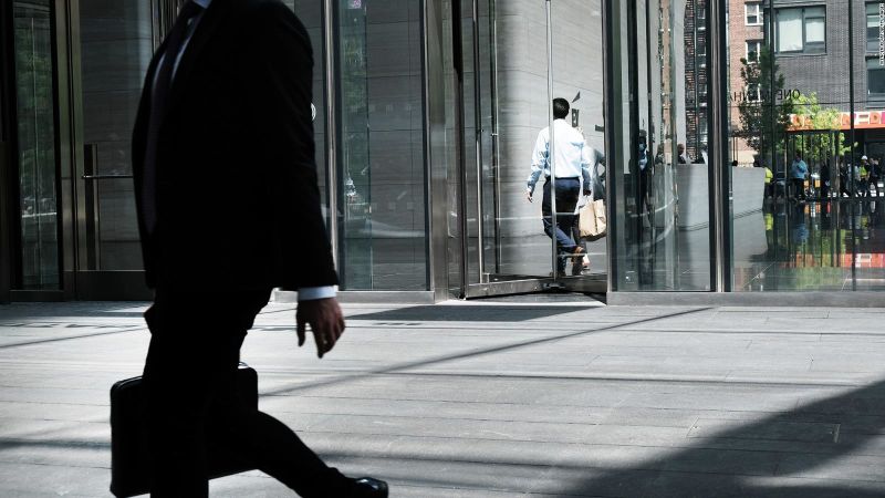 Ee. Uu. Prevé para 2023 el mayor aumento salarial en 15 años | cnn