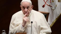 CNNE 1239257 - oppeheimer critica declaraciones del papa francisco sobre cuba