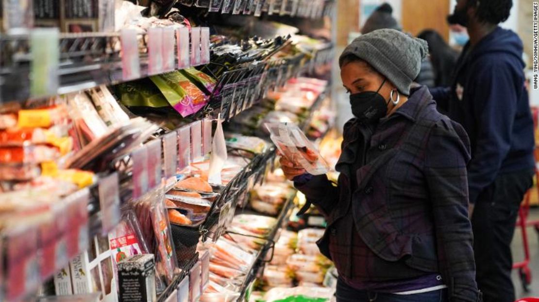 ¿Está confundido acerca de lo que significan las fechas de caducidad en las etiquetas de los alimentos? No estás solo.