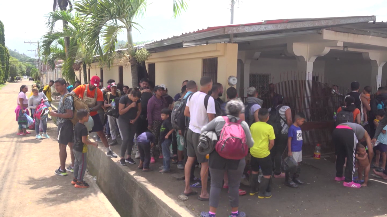 CNNE 1239625 - protestas en contra de cobro de salvoconducto para los migrantes irregulares