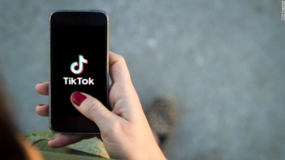 Algunas mujeres que han utilizado TikTok para dar a conocer sus malas experiencias en las citas dicen que se han enfrentado a amenazas legales.