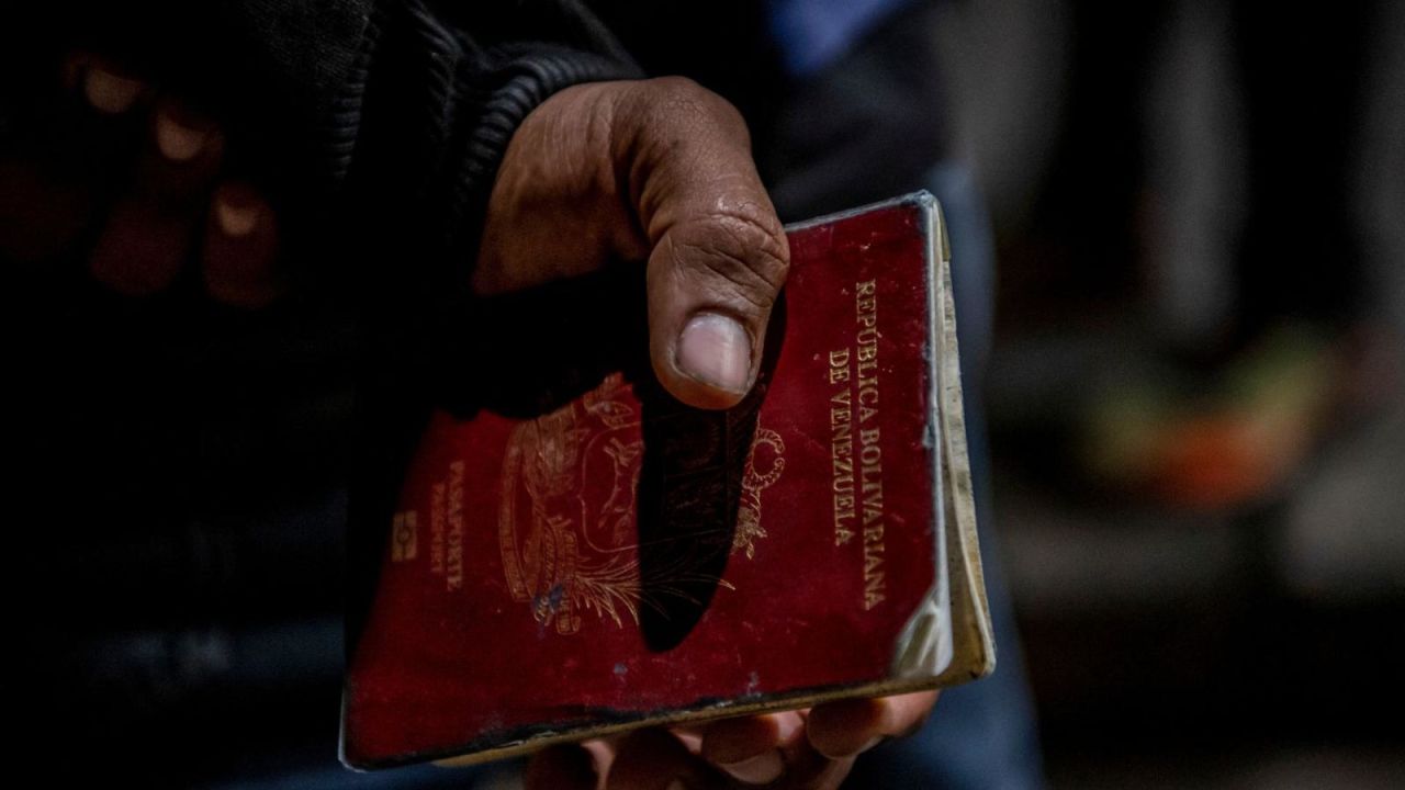 CNNE 1241403 - estos son los pasaportes mas poderosos de america latina