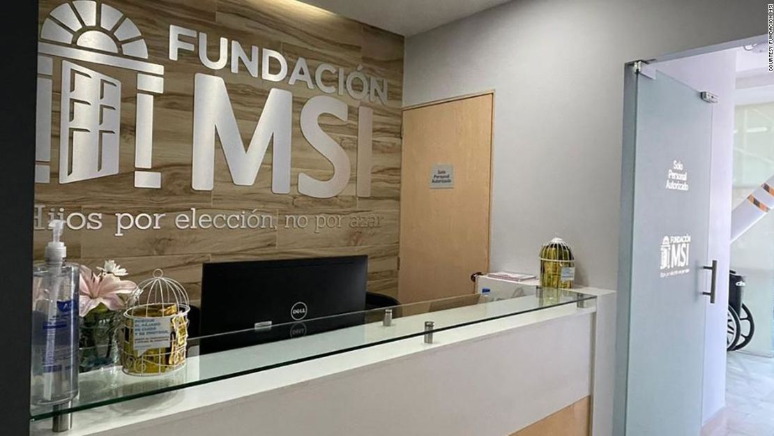 Marie Stopes International abrió este mes una nueva clínica en Tijuana, México. Un cartel en la recepción muestra el lema de la organización: "Hijos por elección, no por azar".