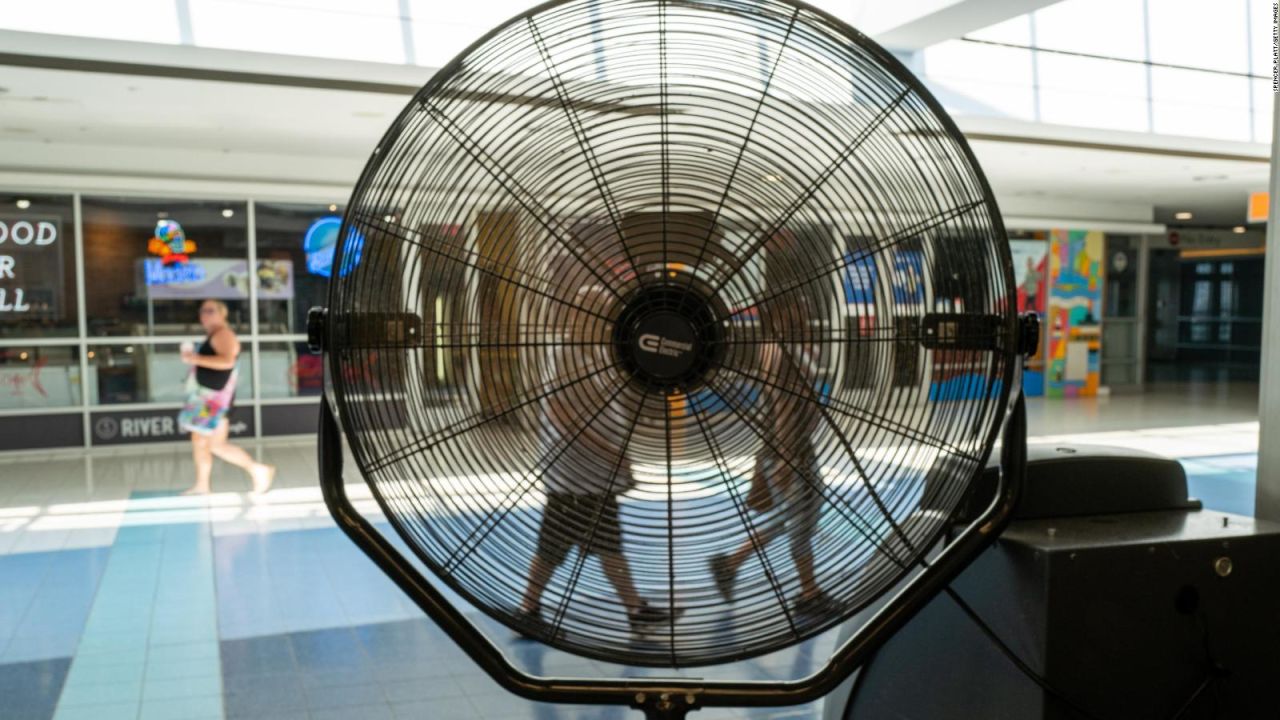 CNNE 1241941 - asi puede afectar el calor extremo tu cuerpo y mente