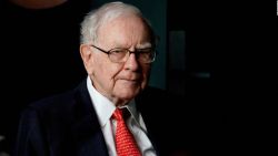 CNNE 1243367 - ¿como se puede invertir como warren buffett?