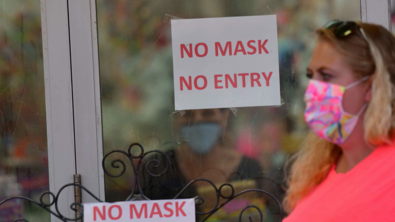 CNNE 1244992 - los angeles podria regresar al uso obligatorio de mascarilla