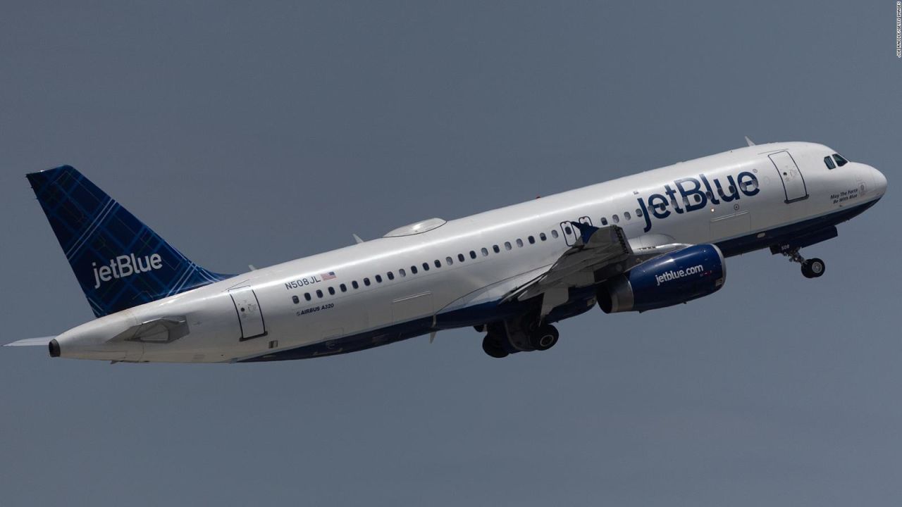 CNNE 1245074 - jetblue comprara spirit airlines