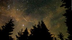 CNNE 1245319 - ¿como ver las dos lluvias de meteoritos de fin de mes?