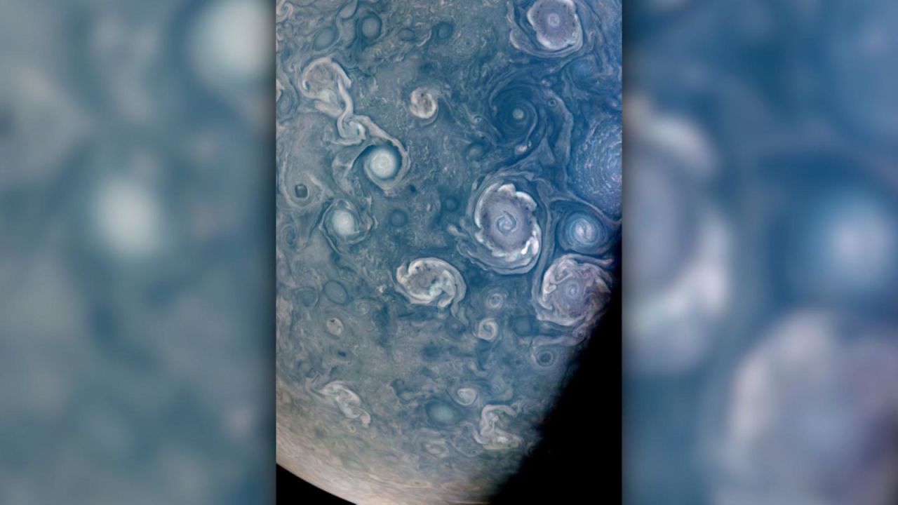 CNNE 1245650 - junocam, un proyecto que nos acerca a jupiter busca voluntarios