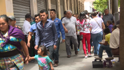 CNNE 1246068 - jovenes guatemaltecos padecen falta de empleo