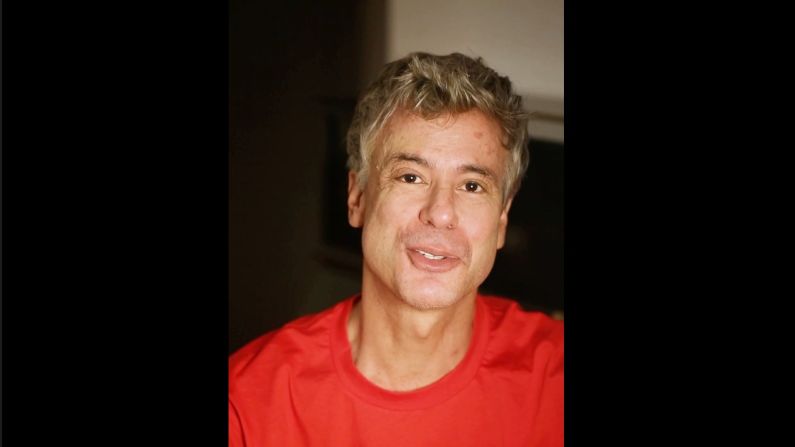 El actor y cantante peruano Diego Bertie murió en la madrugada del 5 de agosto a los 54 años.