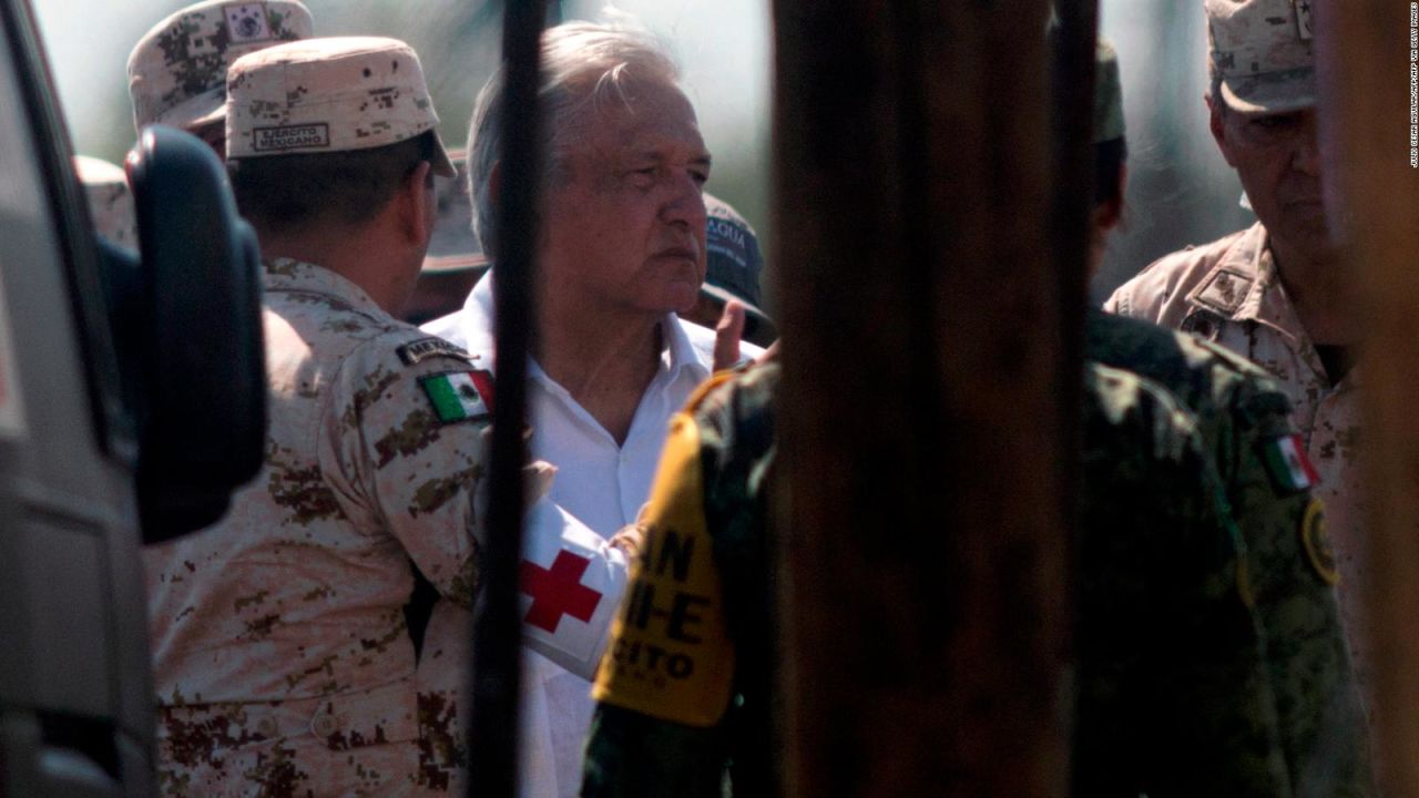 CNNE 1250113 - asi fue la visita de lopez obrador durante los trabajos de rescate de mineros en coahuila