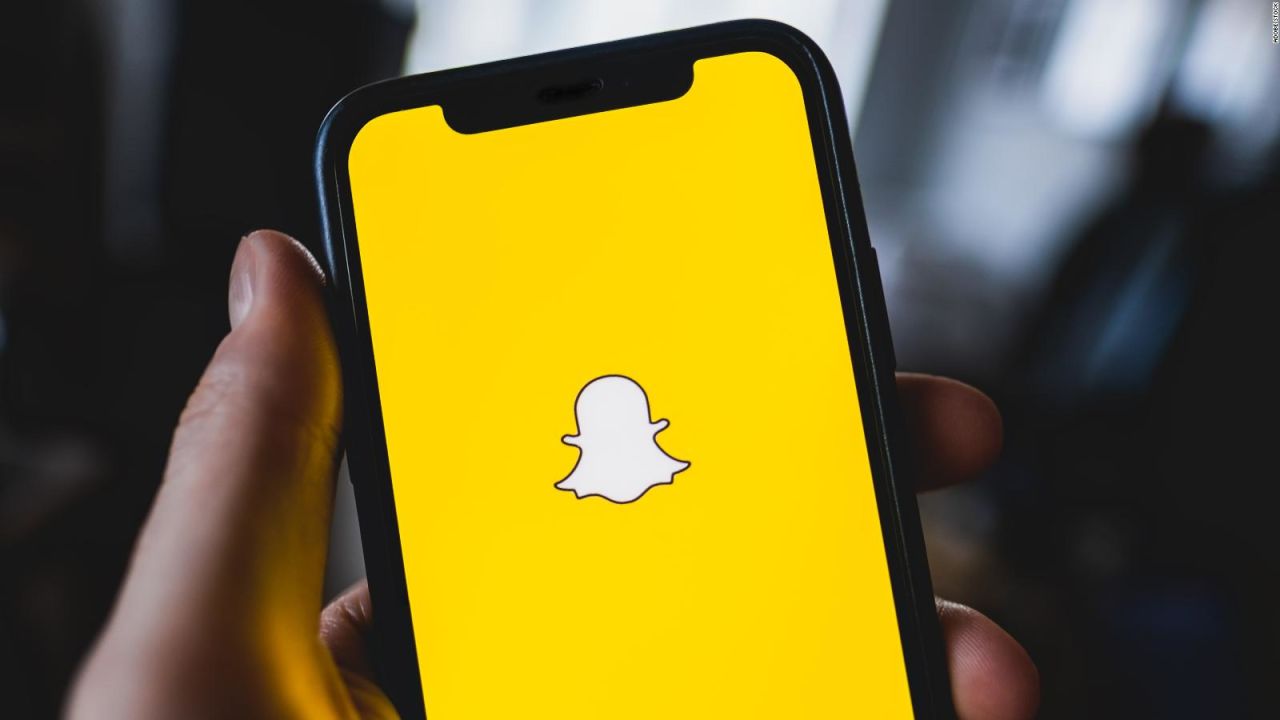 CNNE 1250723 - snapchat presenta nueva herramienta de control parental