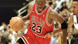 CNNE 1251713 - camiseta de michael jordan podria costar millones de dolares