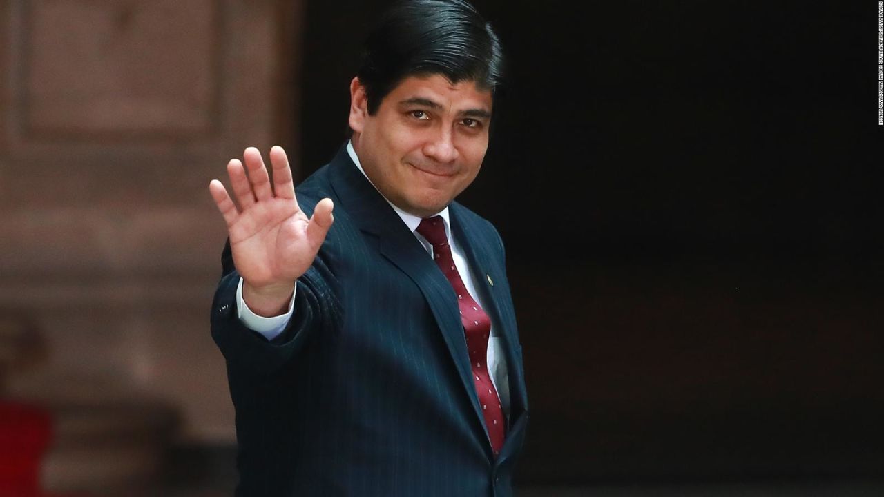 CNNE 1253447 - expresidente carlos alvarado- hay que saber dejar el poder