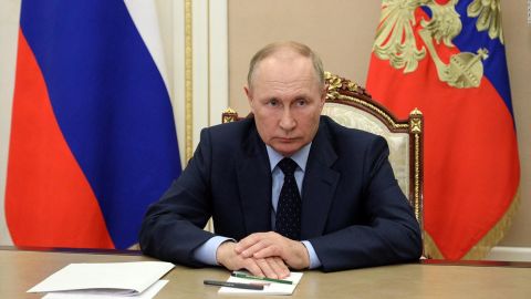 CNNE 1253929 - humire- putin busca normalizar la venta militar a otros paises