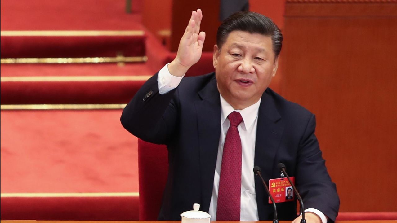 CNNE 1254106 - hong kong distribuye discurso de xi jinping en escuelas