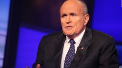 CNNE 1255072 - rudolph giuliani, de lider y persona del ano a antiheroe